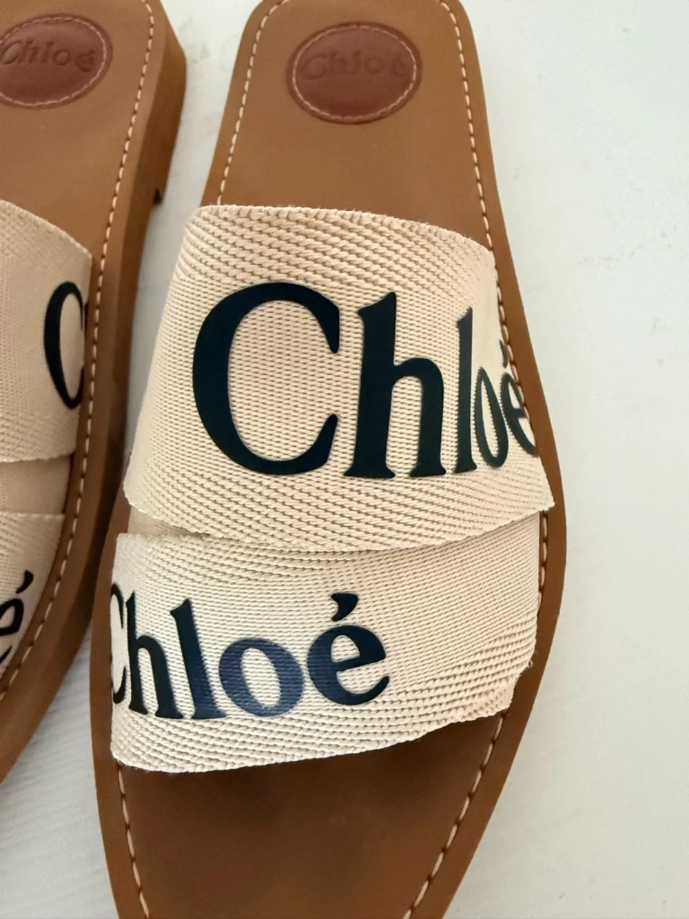 Chloé Tan Leather Slide Sandals with Cream Logo Straps - Picture 3 of 4